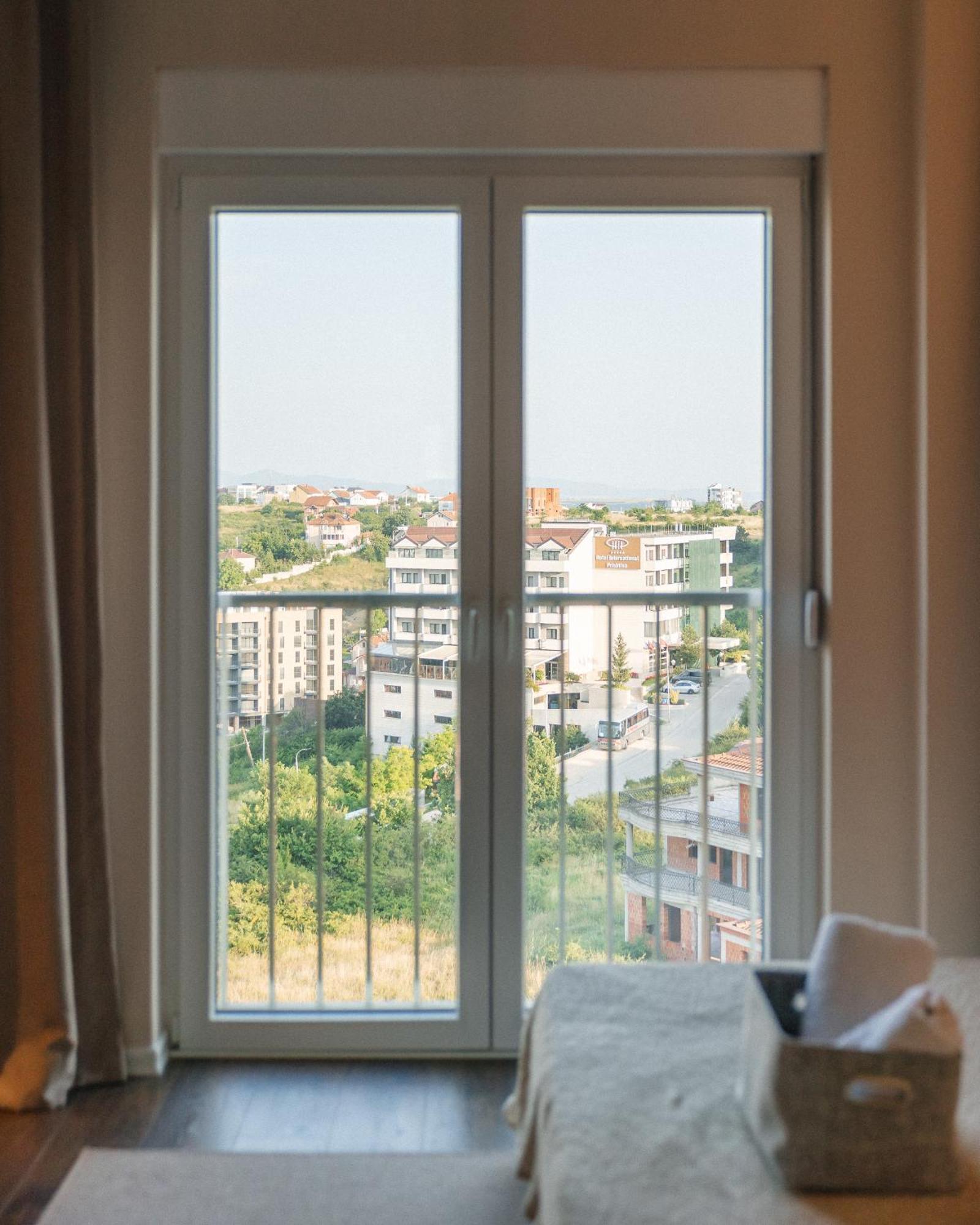 Etern Apart Hotel Πρίστινα Εξωτερικό φωτογραφία