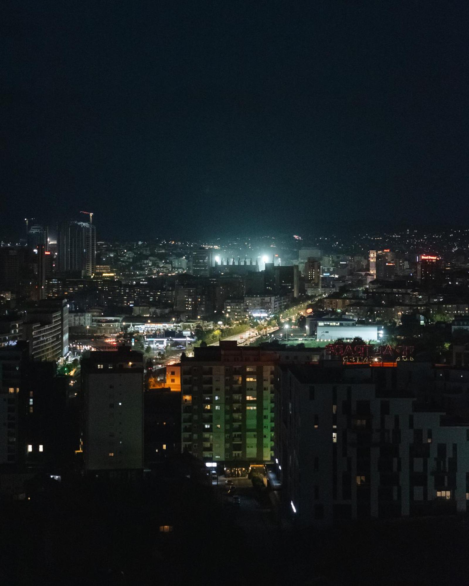 Etern Apart Hotel Πρίστινα Εξωτερικό φωτογραφία